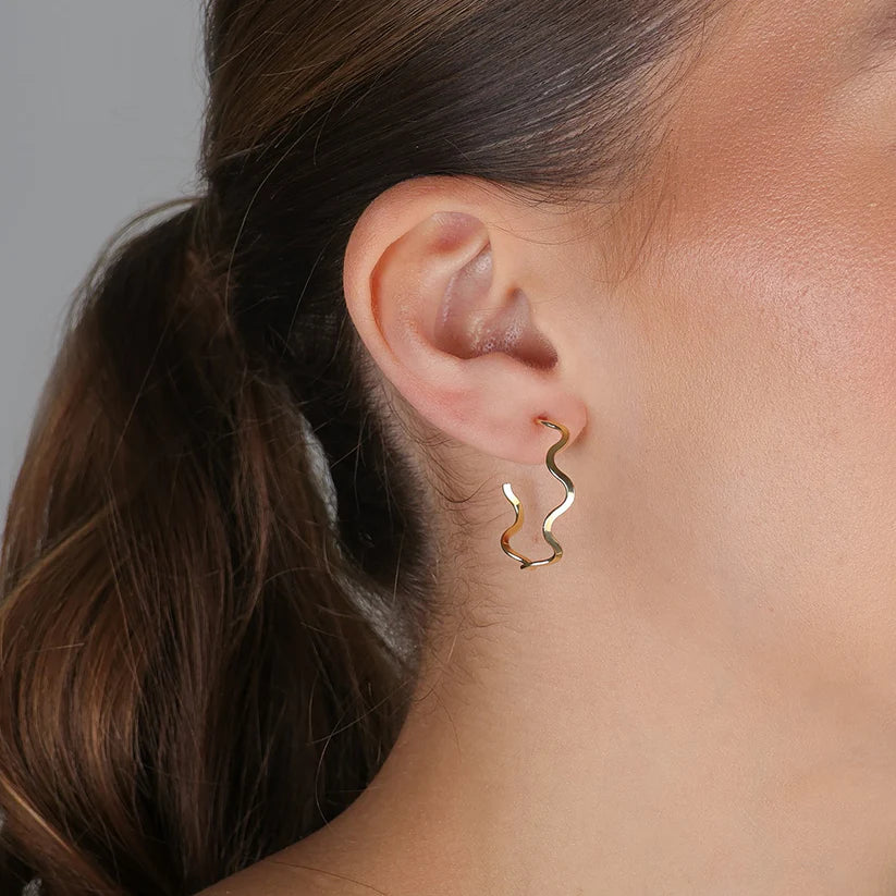 Brinco Argola Zigue-Zague Folheado a Ouro 18k
