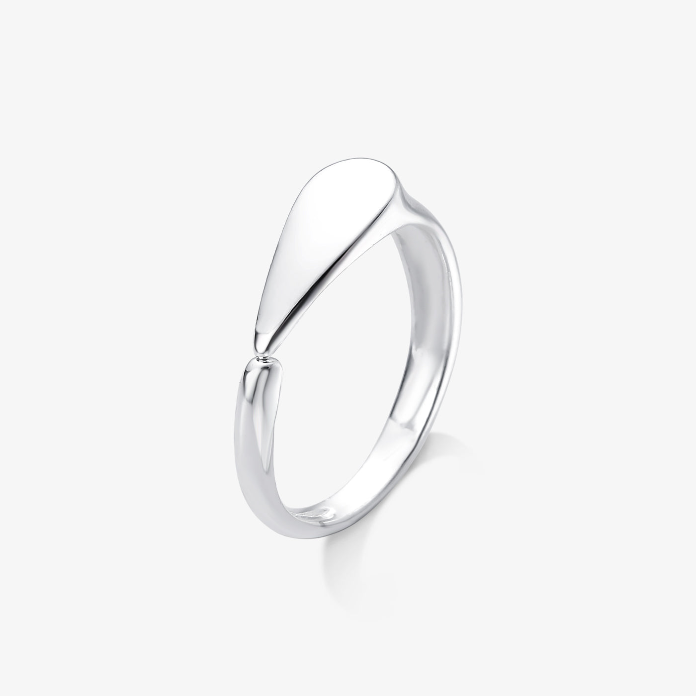 Anel Regulável Gota Lisa Folheado a Prata