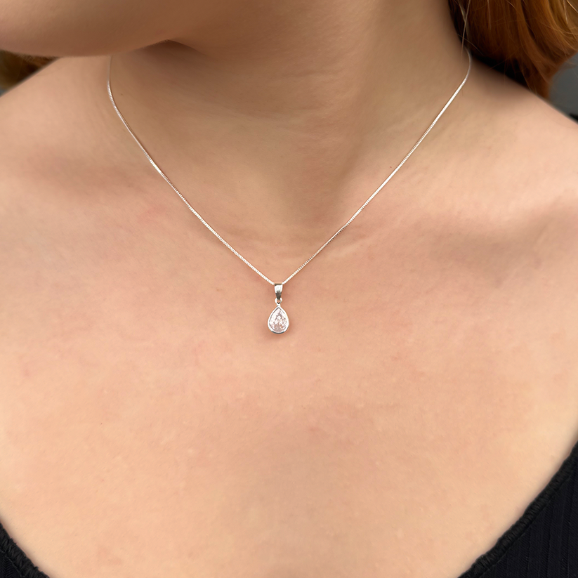 Colar Gota Ponto de Luz 7mm Folheado a Prata