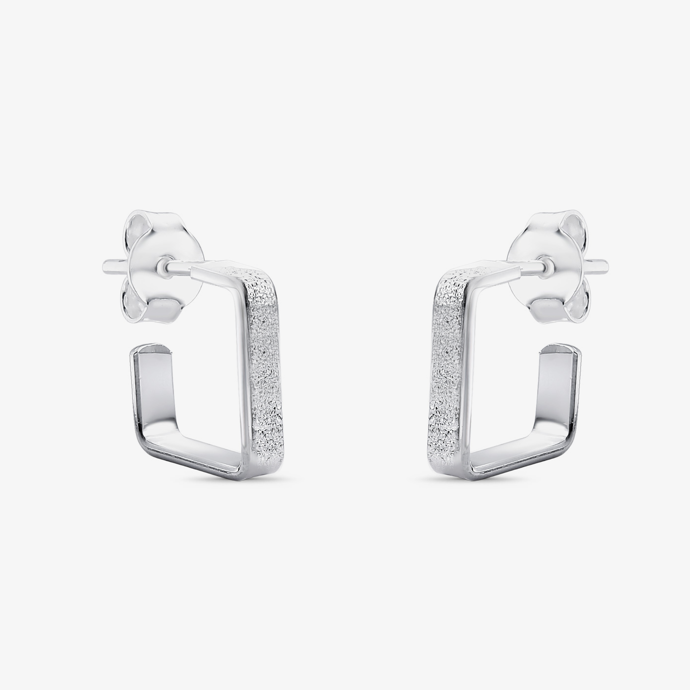 Brinco Quadrado Texturizado Folheado a Prata