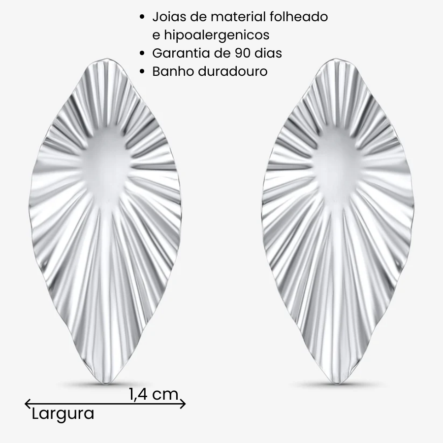 Brinco Orgânico Folha Texturizada Folheado a Prata