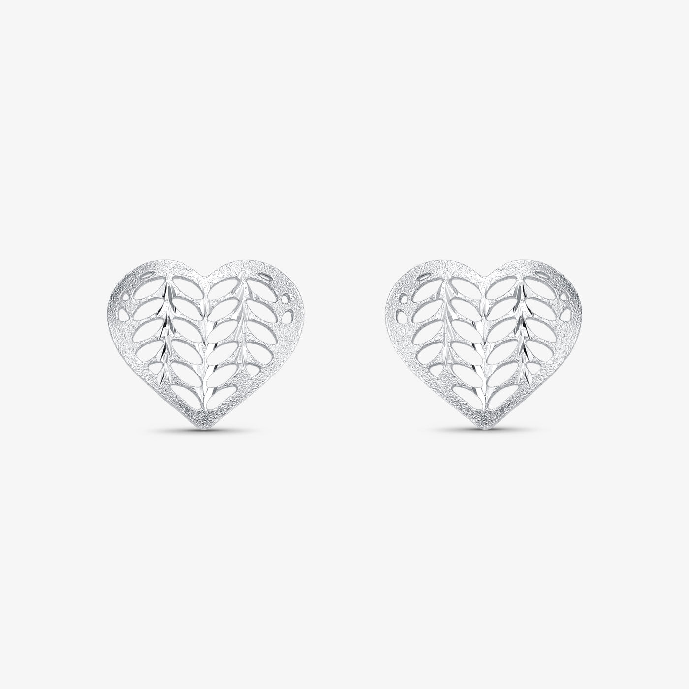 Brinco Coração Folhas Vazadas Folheado a Prata