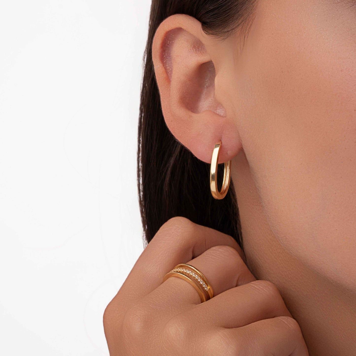 Brinco Argola Oval M Folheado a Ouro 18k