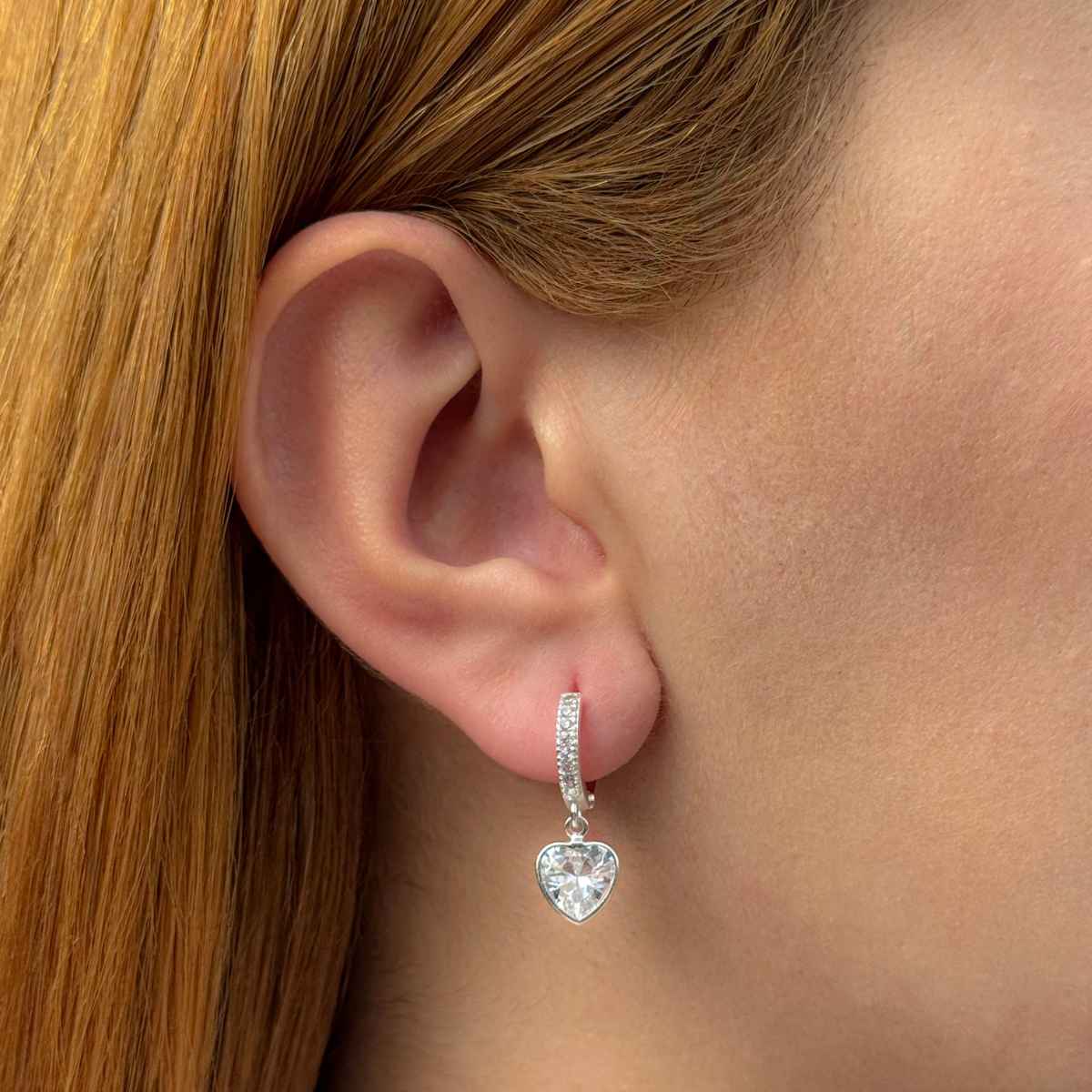 Brinco Argola Articulada Coração Cristal Folheado a Prata