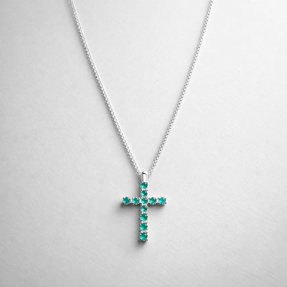 Colar Cruz Verde Borda Cravejada Folheado a Prata