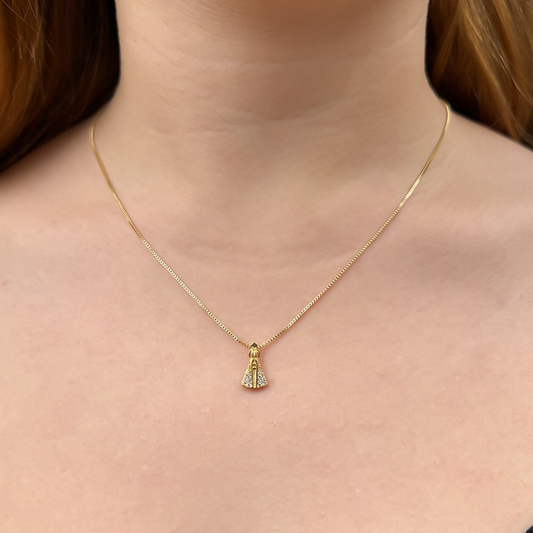 Colar Nossa Senhora com Manto Cravejado Folheado a Ouro18k