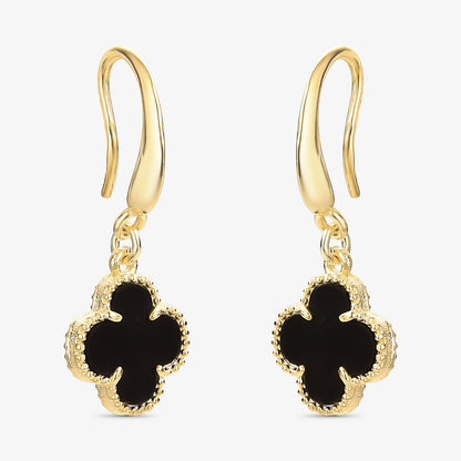 Brinco Trevo Preto Resinado Gancho Folheado a Ouro18k