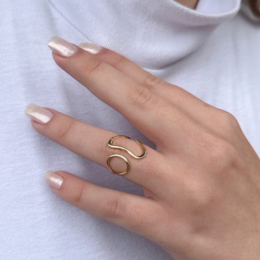 Anel Regulável Orgânico Vazado Folheado a Ouro 18k