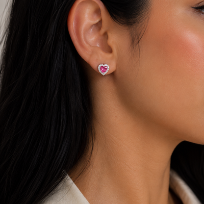 Brinco Coração Pink  Borda Cravejada Folheado a Prata