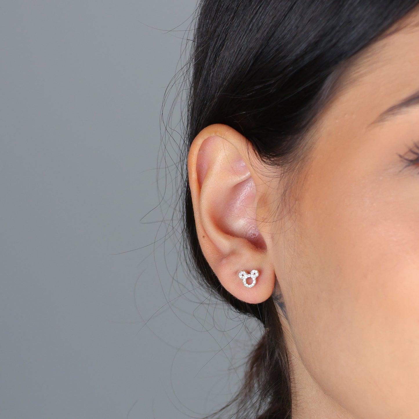 Brinco Ursinho Cravejado Folheado a Ouro 18k