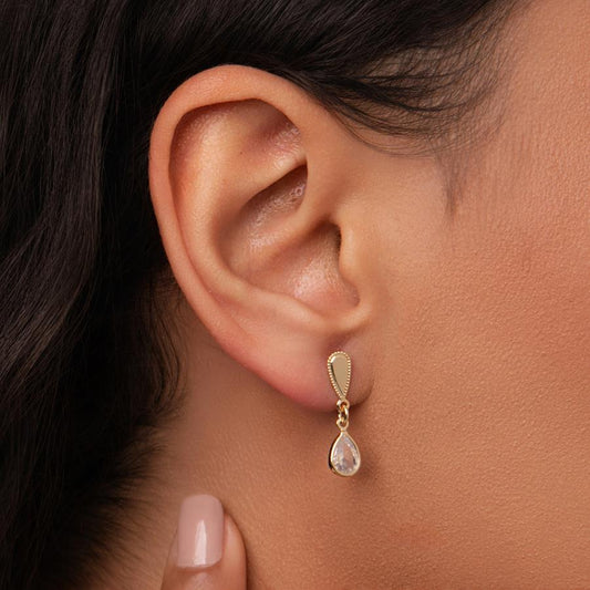 Brinco Gota Borda Pontilhada Folheado a Ouro 18k