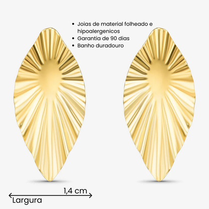 Brinco Orgânico Folha Texturizada Folheado a Ouro 18k