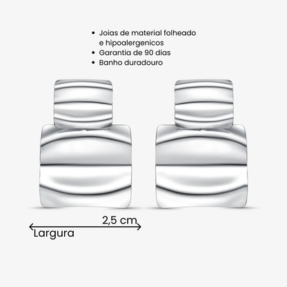 Brinco Orgânico Quadrado Ondulado Folheado a Prata