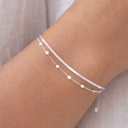 Pulseira Dupla Fita e Chapinhas Folheado a Prata