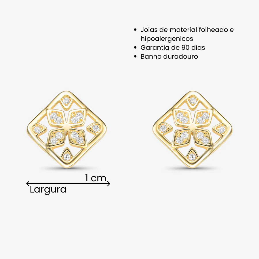 Brinco Quadrado com Flor Cravejada Folheado a Ouro 18K