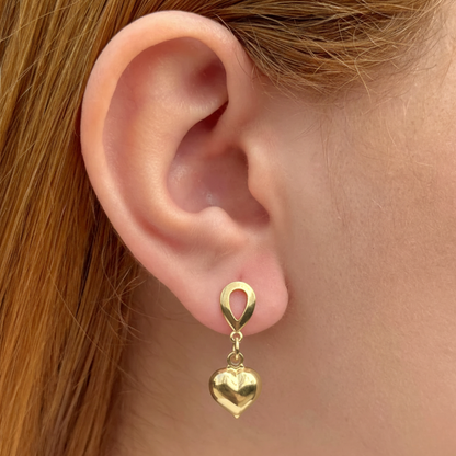 Brinco Gota Vazada com Coração Oco Folheado a Ouro 18k