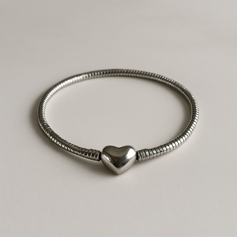 Pulseira Aço Berloque Fecho de Coração