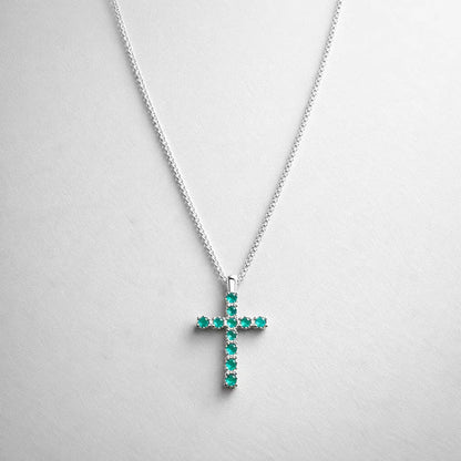 Colar Cruz Verde Borda Cravejada Folheado a Prata