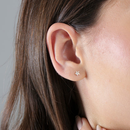 Brinco Estrela Zircônia 6mm Folheado a Ouro 18k
