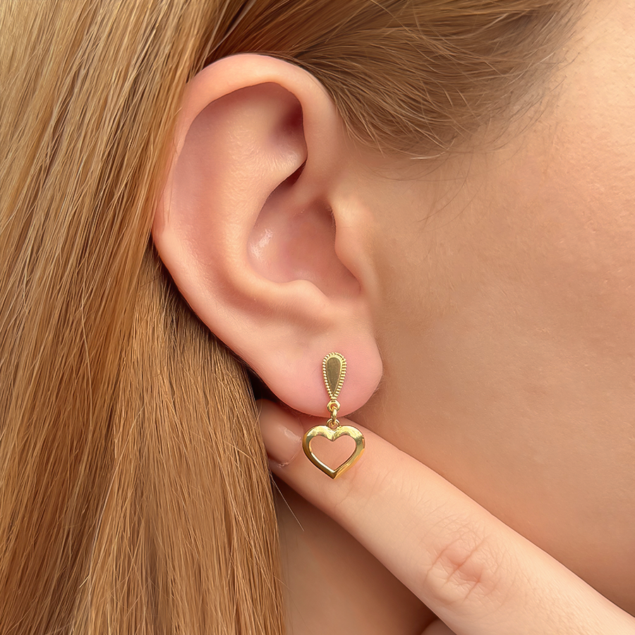 Brinco Gota Coração Vazado Com Borda Folheado a Ouro 18k