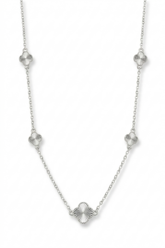 Colar Mini Trevos  Texturizado Folheado a Prata