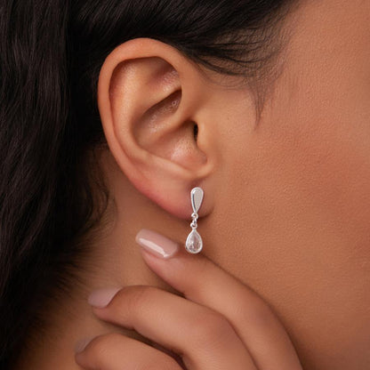 Brinco Gota Borda Pontilhada Folheado a Prata