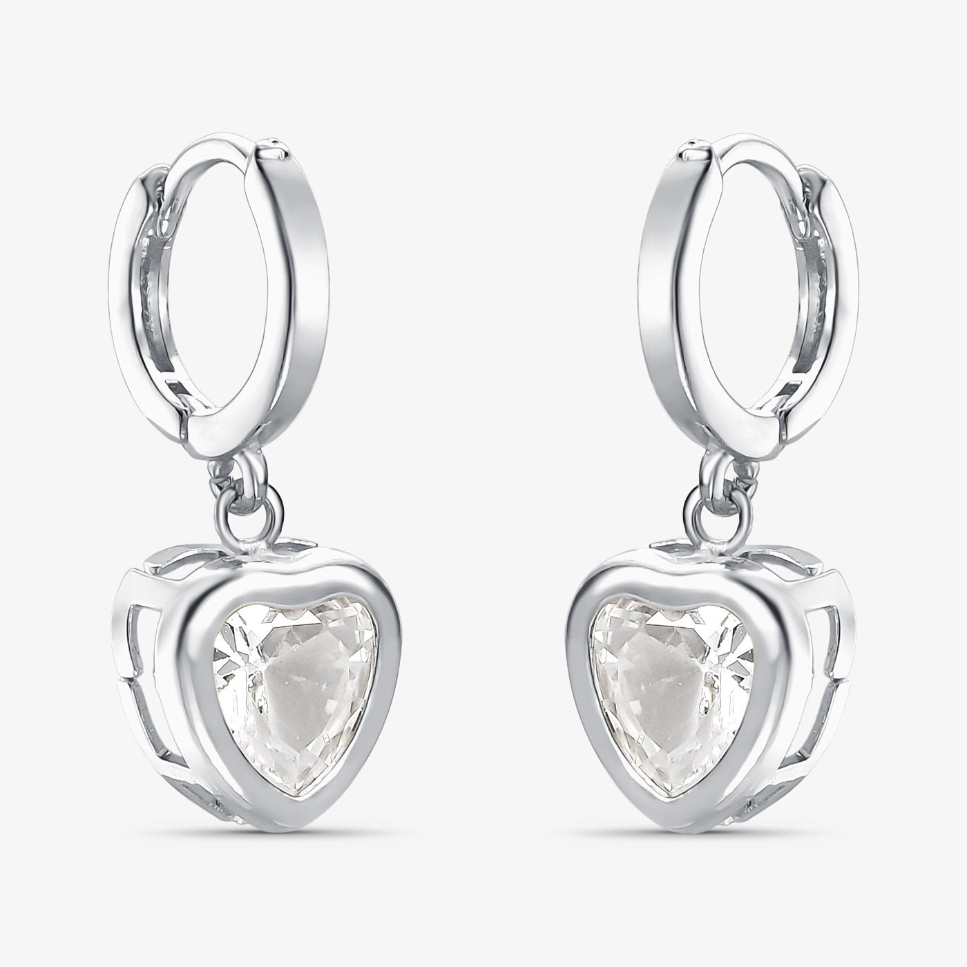 Brinco Argola Coração de Cristal Vazado