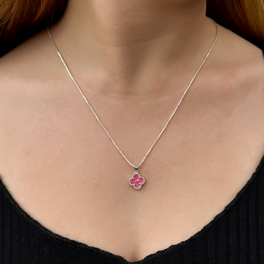 Colar Trevo Rosa Folheado a Prata