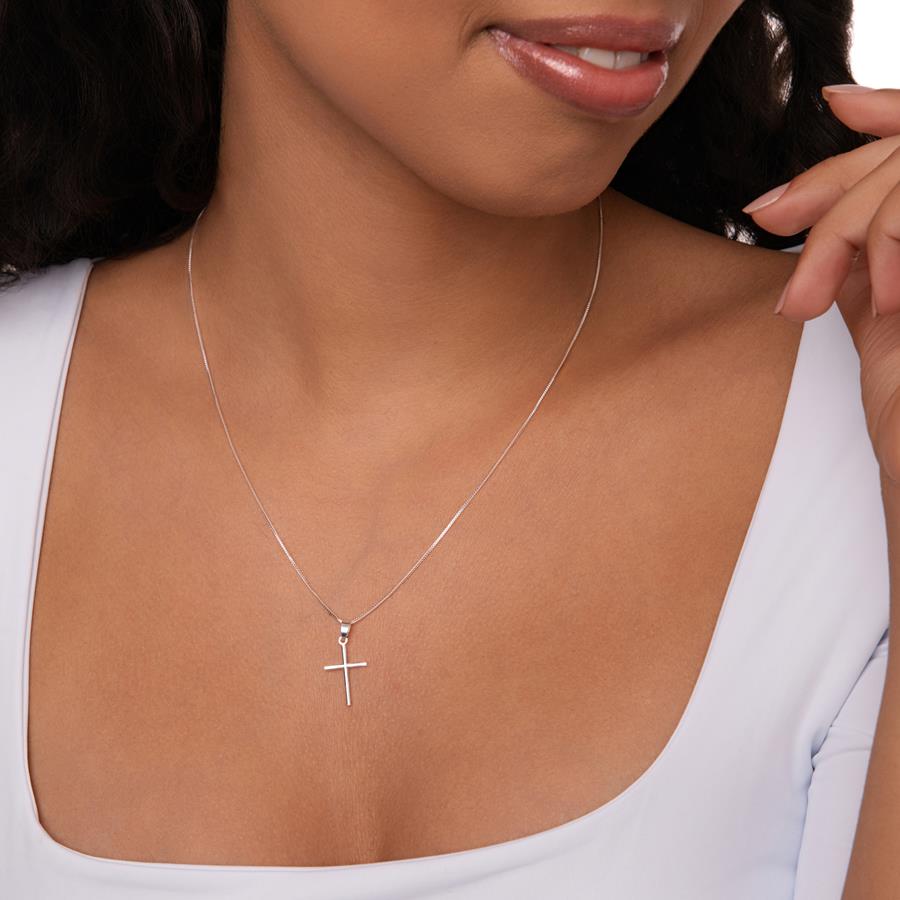 Colar Cruz Lisa Folheado a Prata