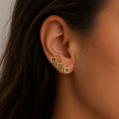 Brinco Trio Trevos Folheado a Ouro 18k